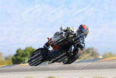 media/Mar-25-2024-Moto Forza (Mon) [[8d4319bd68]]/3-Intermediate Group/Session 2 (Turn 9 Entry)/